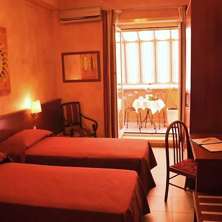 Albadomus O 招待所 4*